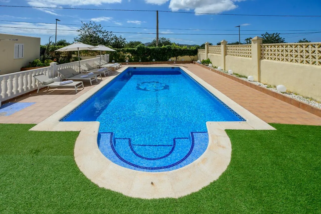 Villa Next To Playa Bossa San José Spagna